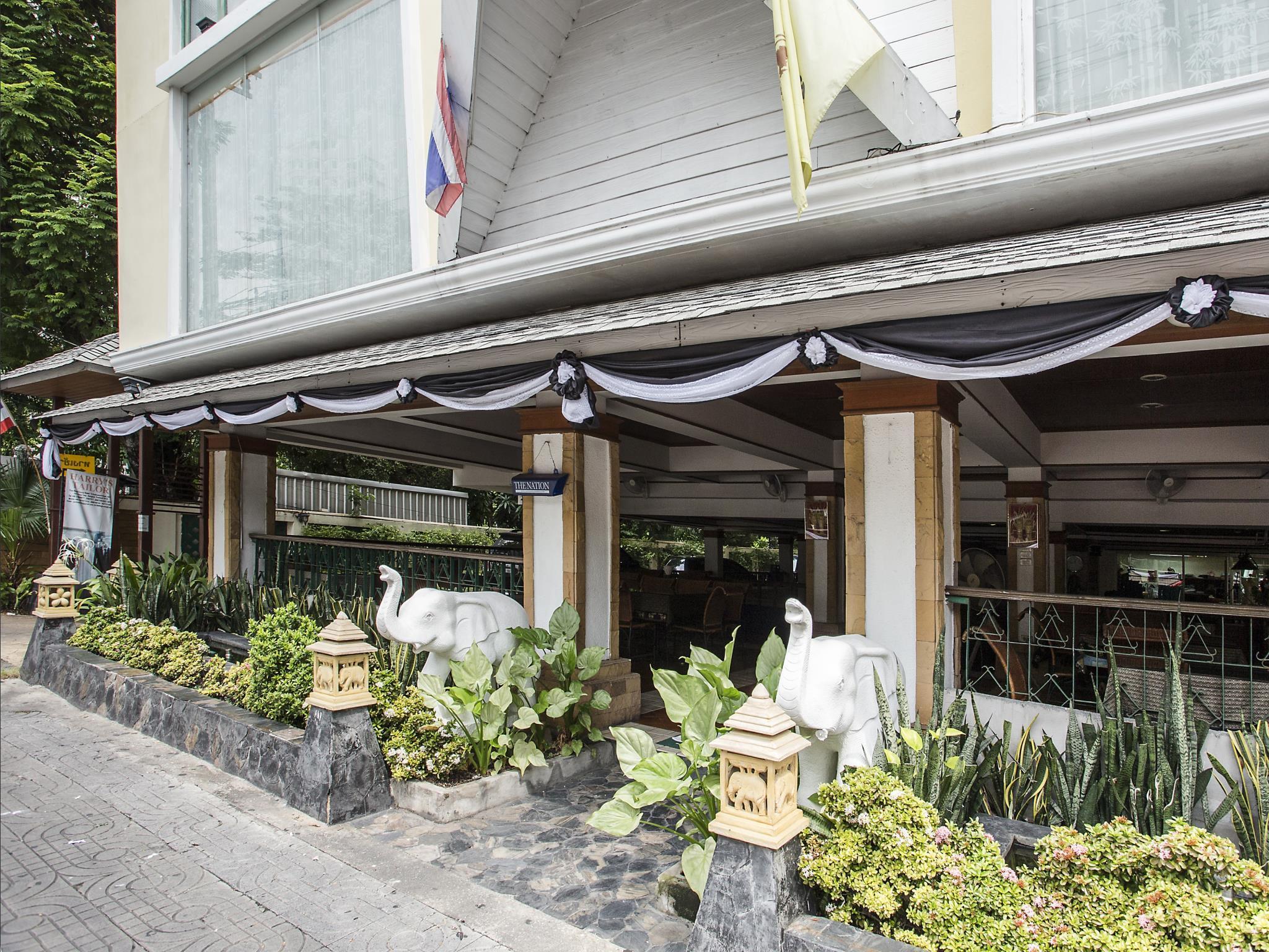 Royal Ivory Sukhumvit Nana Hotel Bangkok Kültér fotó