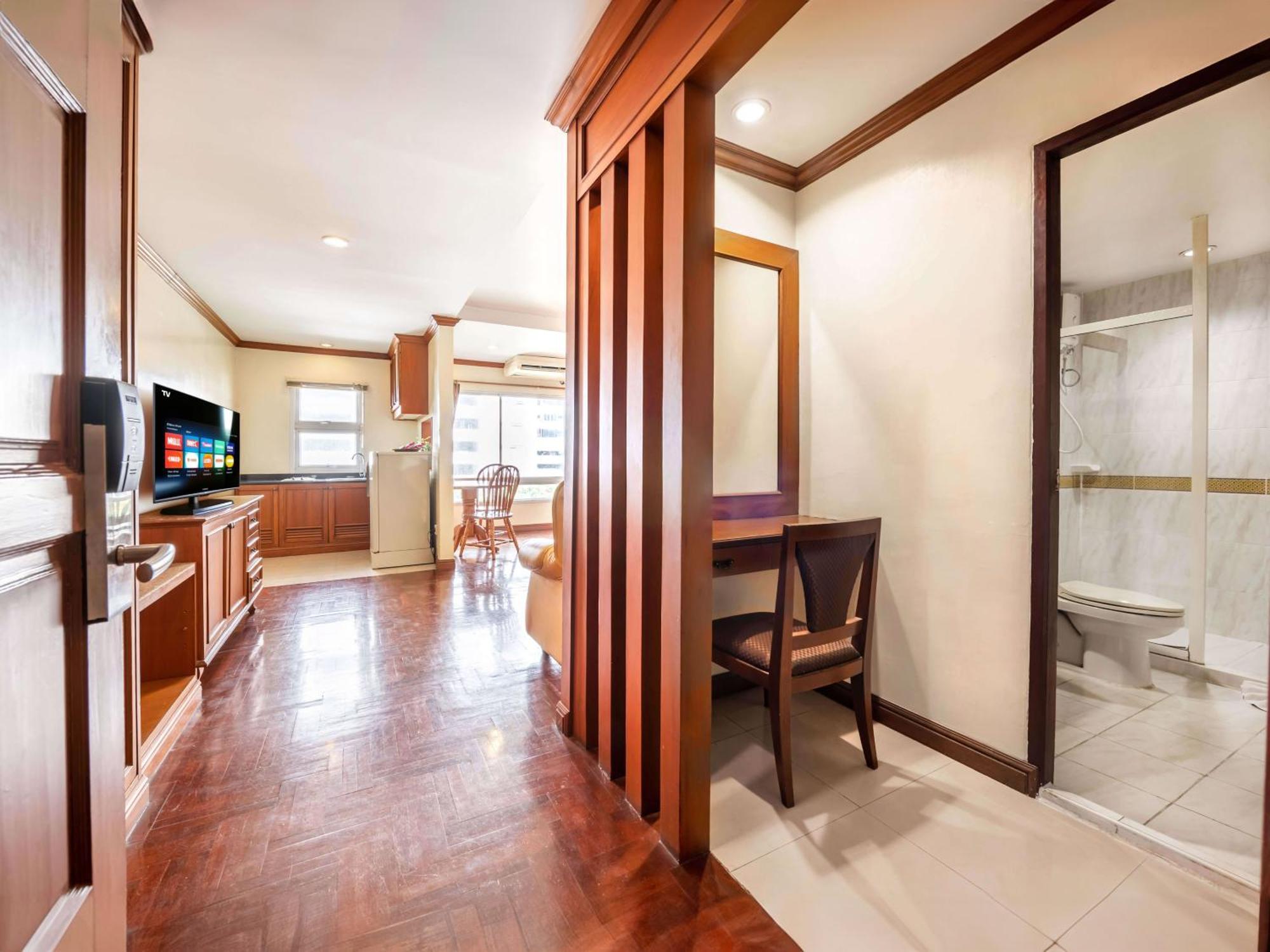 Royal Ivory Sukhumvit Nana Hotel Bangkok Kültér fotó