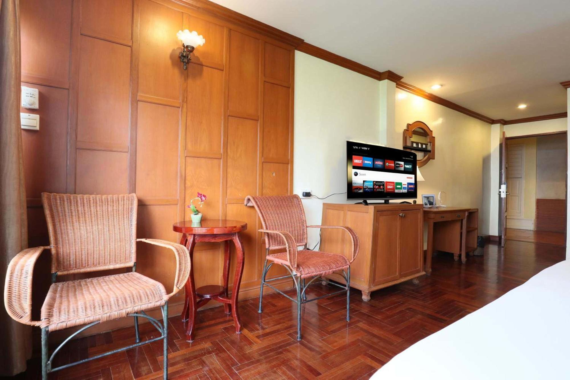 Royal Ivory Sukhumvit Nana Hotel Bangkok Kültér fotó