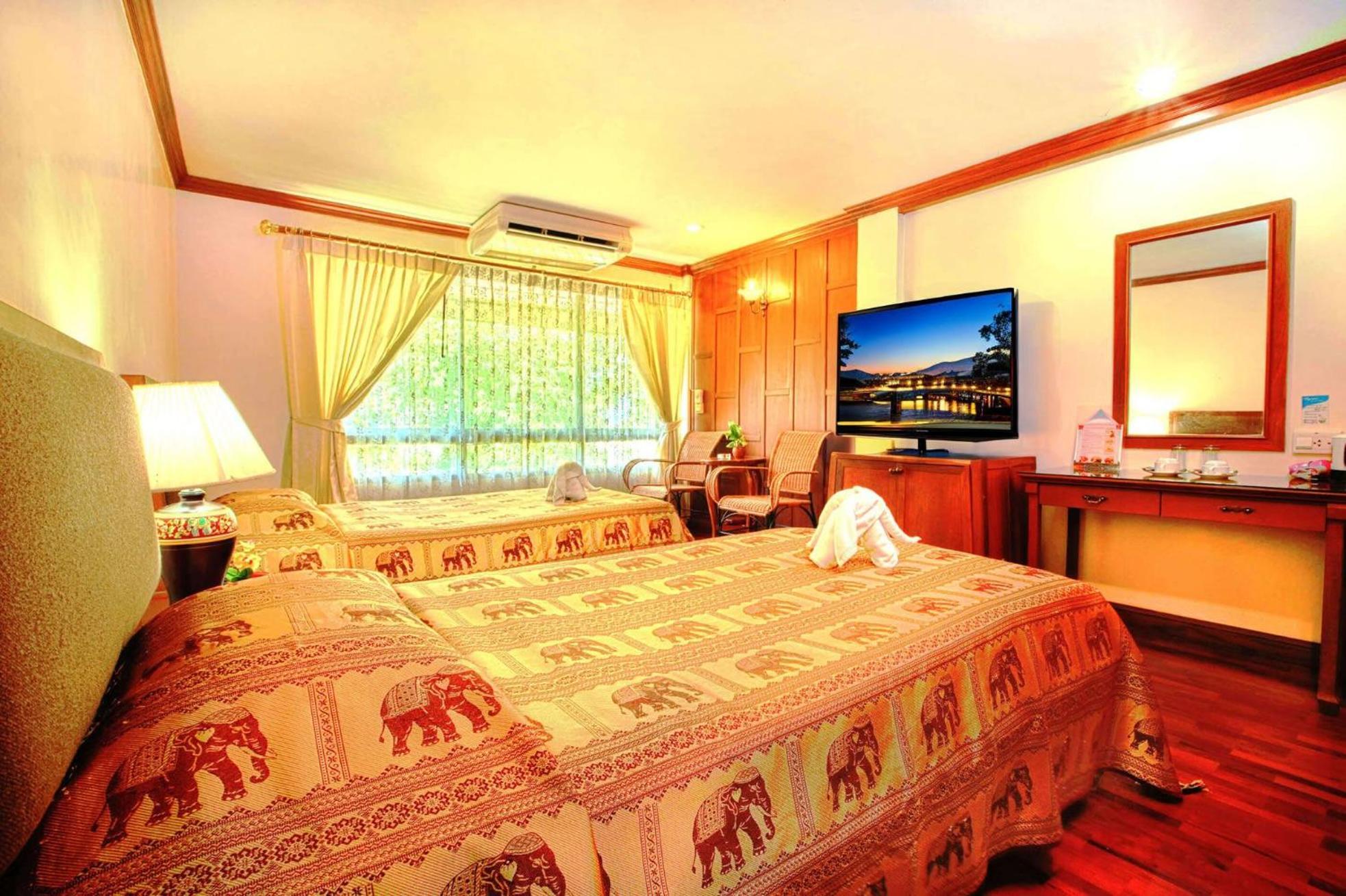 Royal Ivory Sukhumvit Nana Hotel Bangkok Kültér fotó