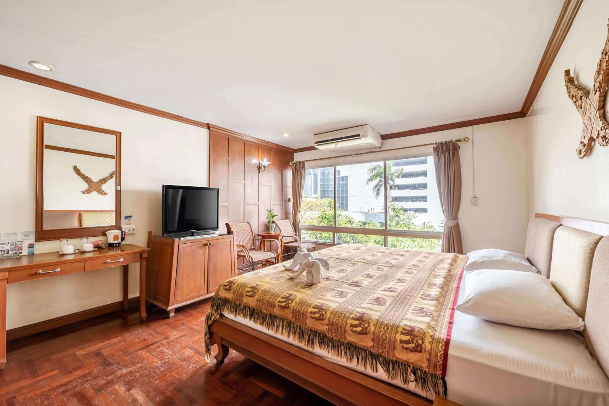 Royal Ivory Sukhumvit Nana Hotel Bangkok Kültér fotó