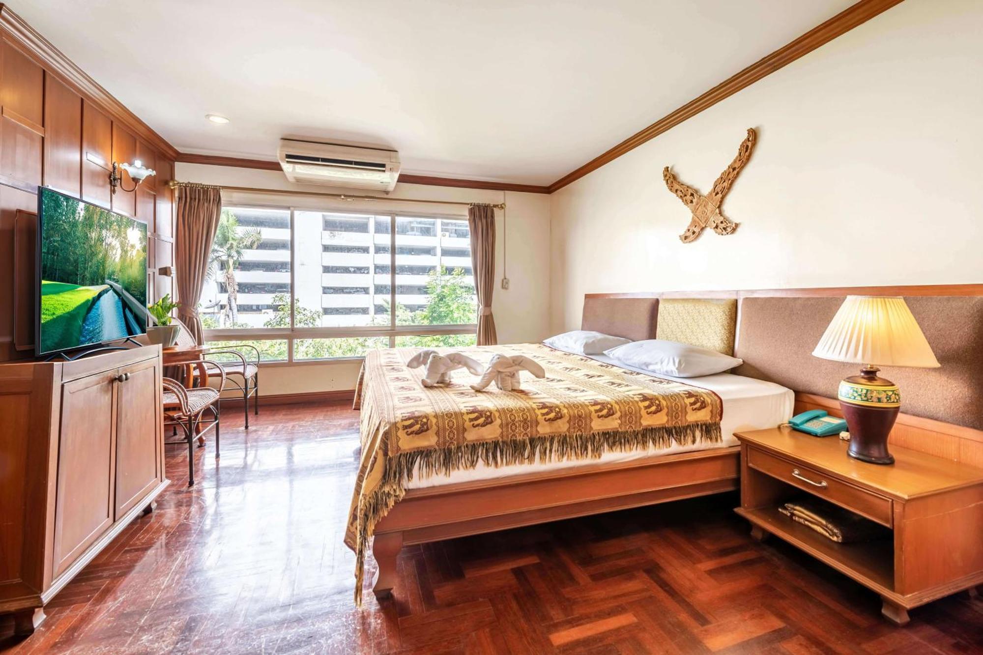 Royal Ivory Sukhumvit Nana Hotel Bangkok Kültér fotó