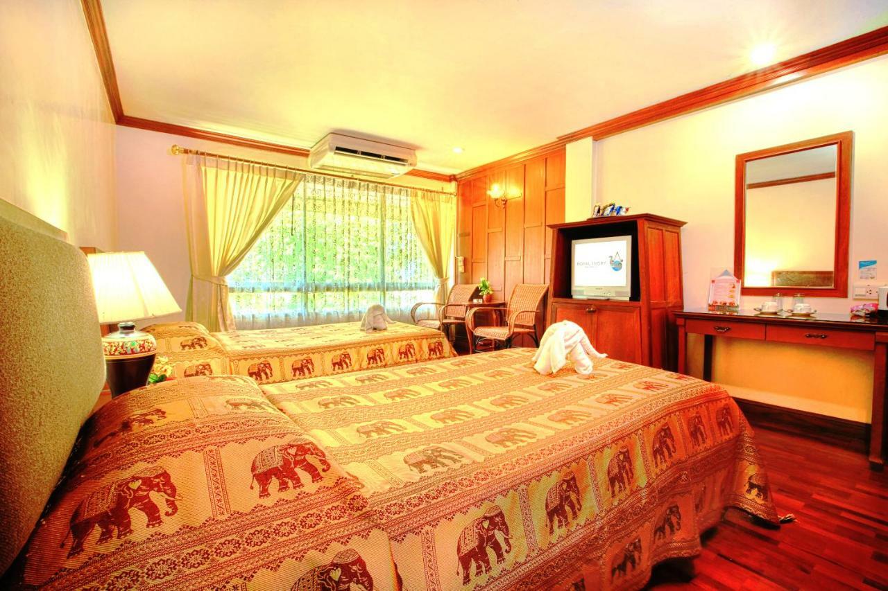 Royal Ivory Sukhumvit Nana Hotel Bangkok Kültér fotó